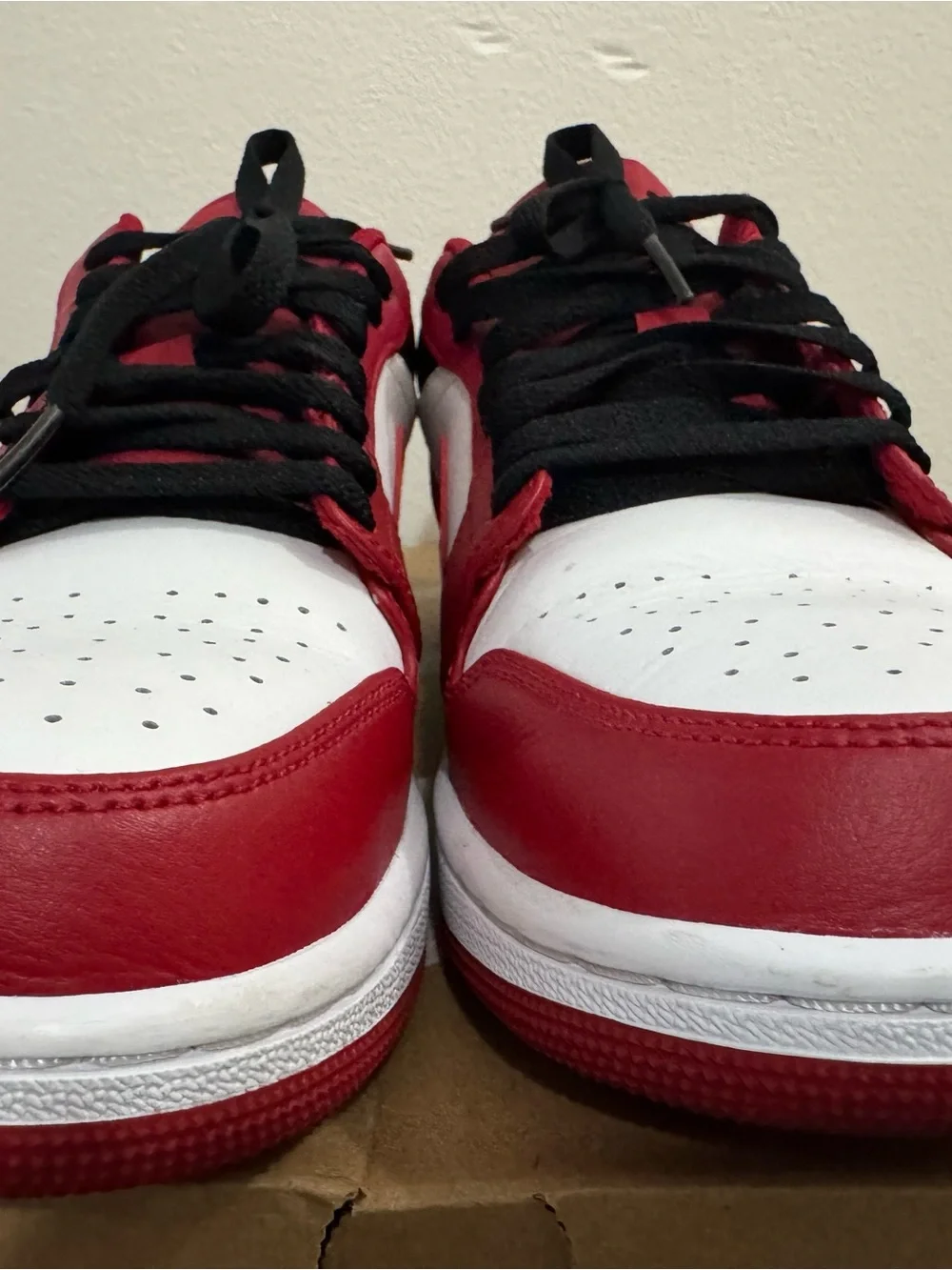 Jordan 1 Low Men’s Size 10